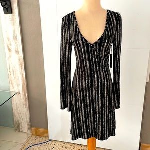 Tart Black/white faux wrap dress.NWT S